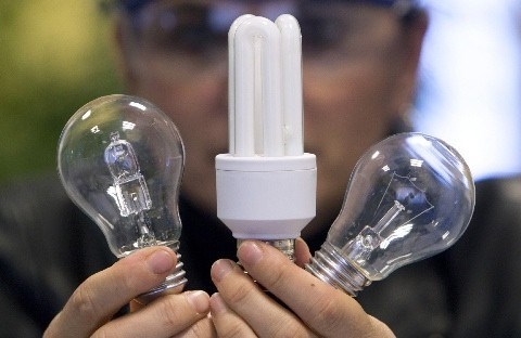 Sự khác biệt giữa đèn LED và đèn sợi đốt